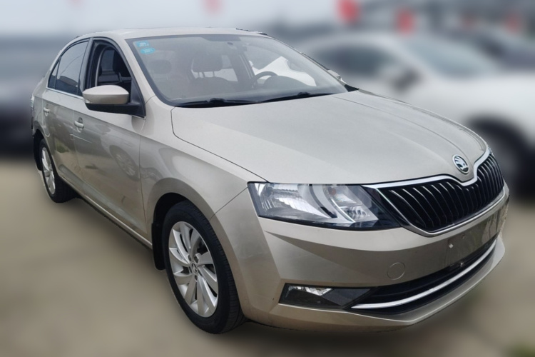Skoda Rapid 2018 #4 Skoda Rapid 2018 image de voiture #4