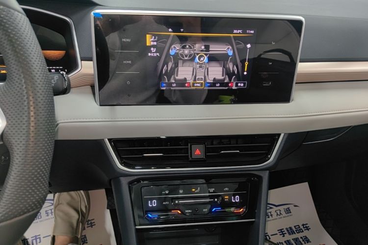 Volkswagen Tharu 2024 immagine di auto #17