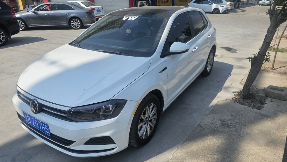 Volkswagen Polo 2023 image de voiture #2