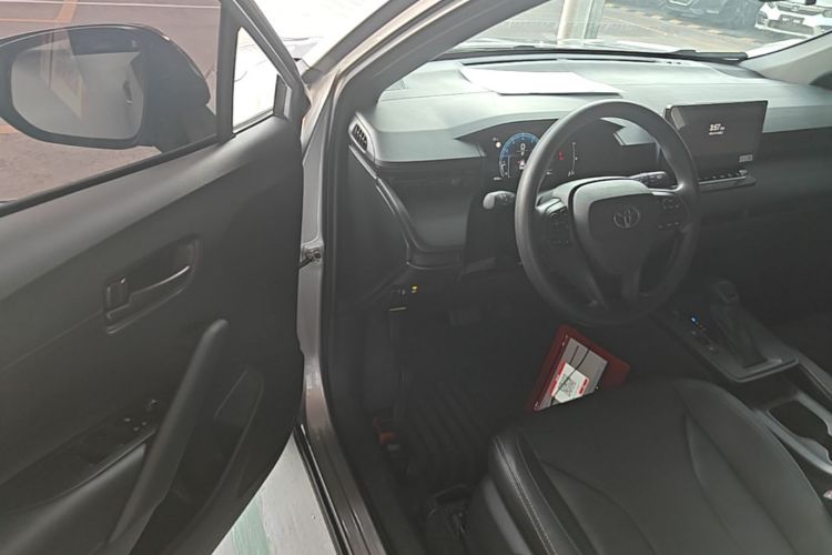 Toyota Corolla Cross 2026 #16 Toyota Corolla Cross 2026 car image #16
