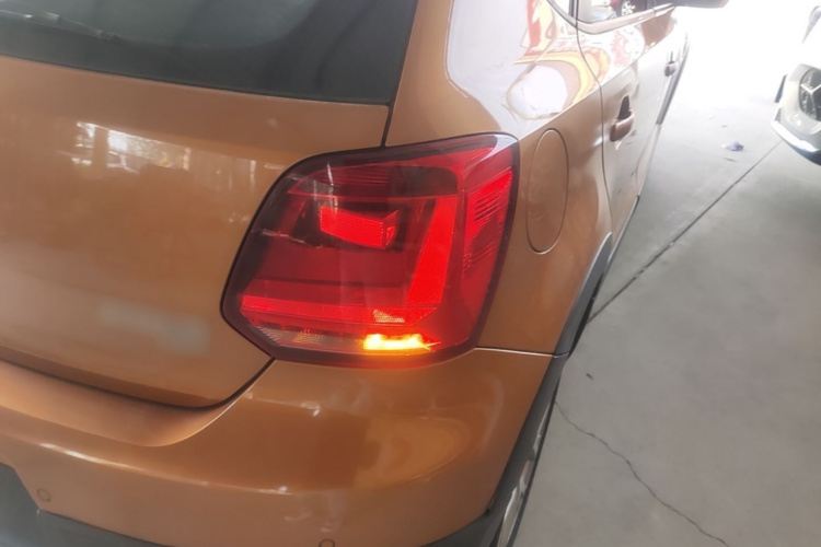 Volkswagen Polo 2019 #8 Volkswagen Polo 2019 صورة سيارة #8