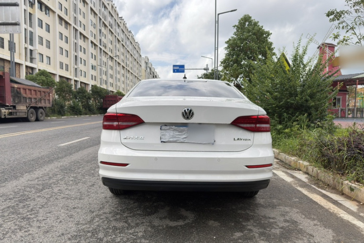 Volkswagen Lavida 2019 #6 Volkswagen Lavida 2019 car image #6