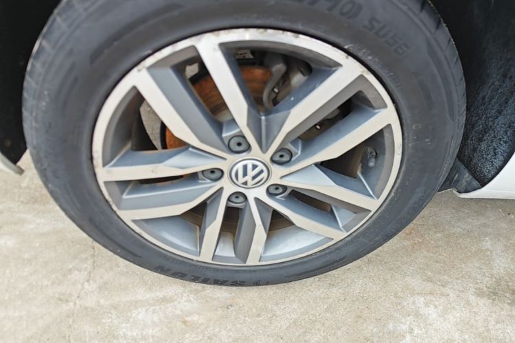 Volkswagen Golf 2017 #10 Volkswagen Golf 2017 car image #10