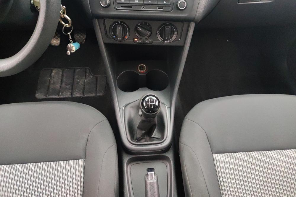 Volkswagen Polo 2016 #14 Volkswagen Polo 2016 car image #14