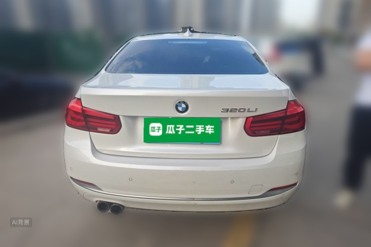 BMW 3 Series 2018 car image #6