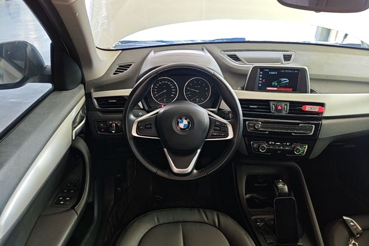 BMW X1 2018 #15 BMW X1 2018 car image #15