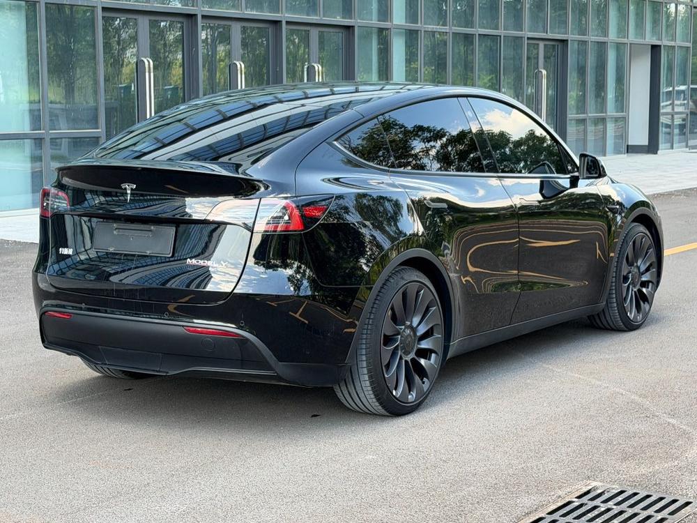 Tesla Model Y 2023 #6 Tesla Model Y 2023 изображение автомобиля #6