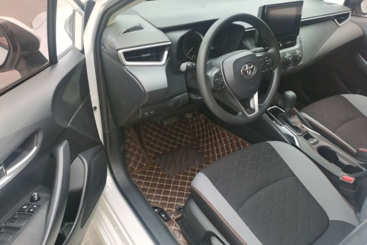 Toyota Corolla 2021 immagine di auto #16