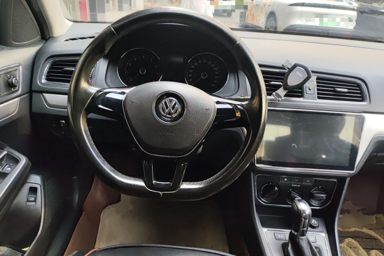 Volkswagen Lavida 2016 car image #11