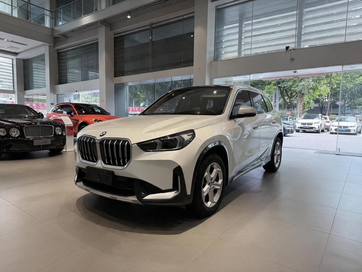 BMW X1 2023 BMW X1 2023 صورة سيارة