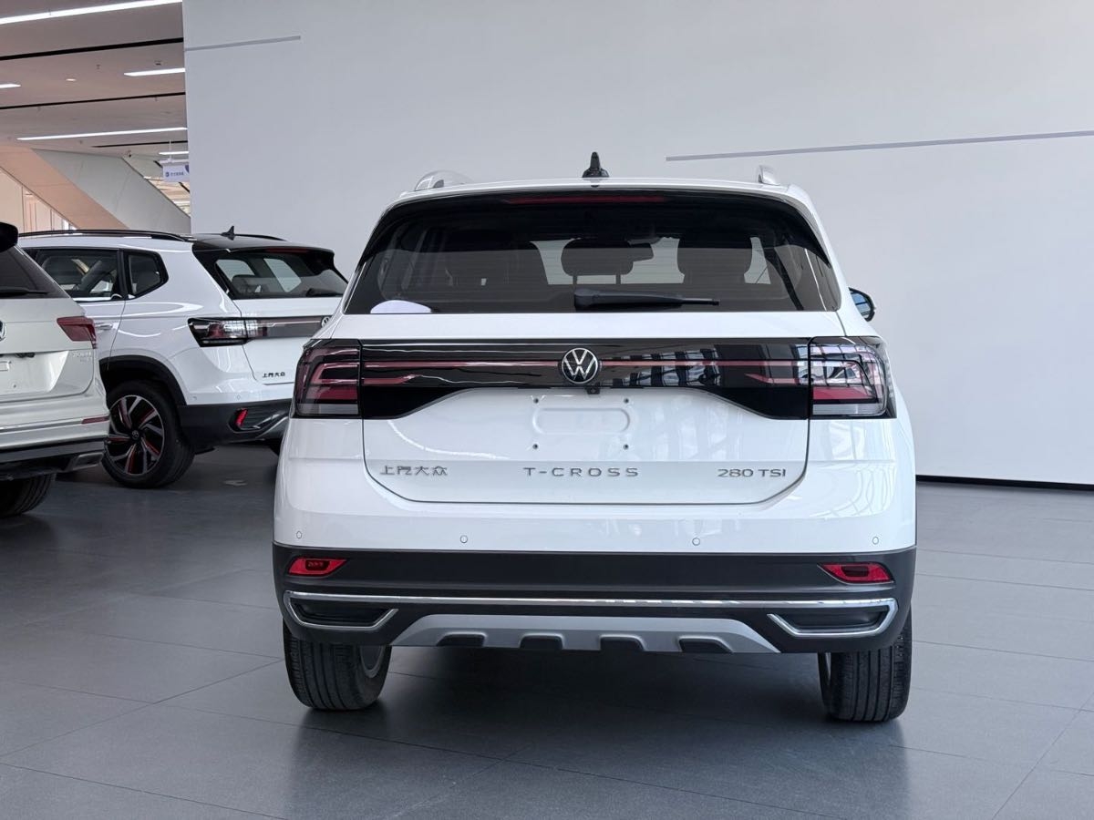 Volkswagen T-Cross 2021 #5 Volkswagen T-Cross 2021 car image #5
