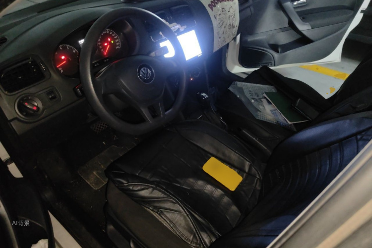 Volkswagen Polo 2016 car image #17