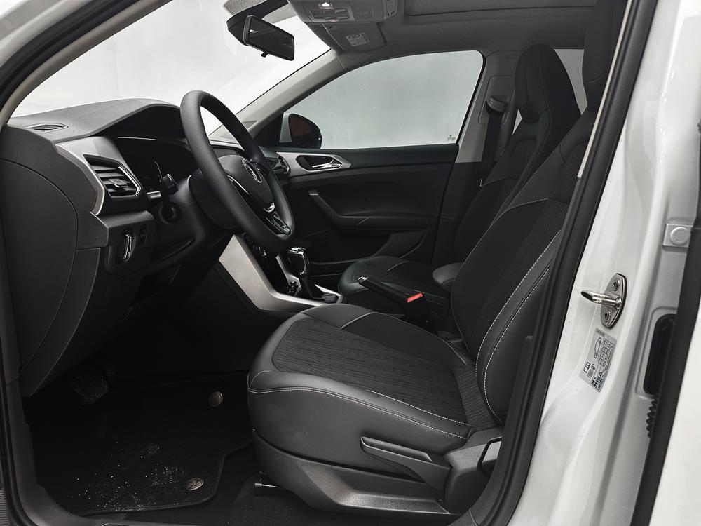 Volkswagen T-Cross 2023 immagine di auto #20