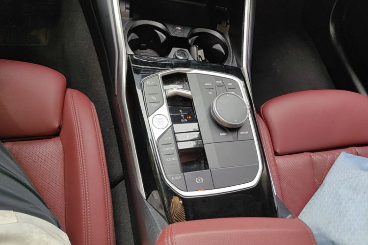 BMW 3 Series 2024 car image #14