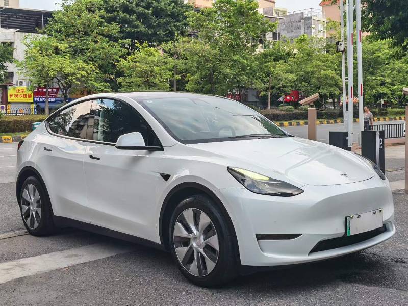 Tesla Model Y 2021 #3 Tesla Model Y 2021 car image #3