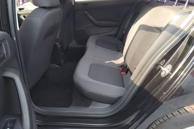 Volkswagen Santana 2016 imagem de carro #17