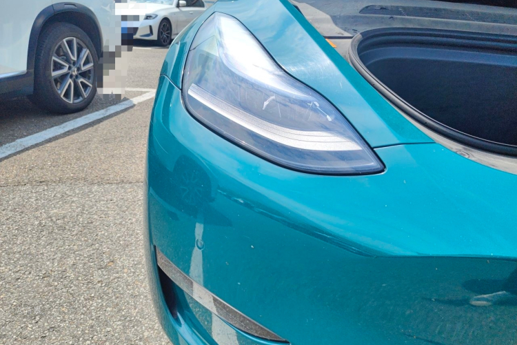 Tesla Model Y 2021 car image #8