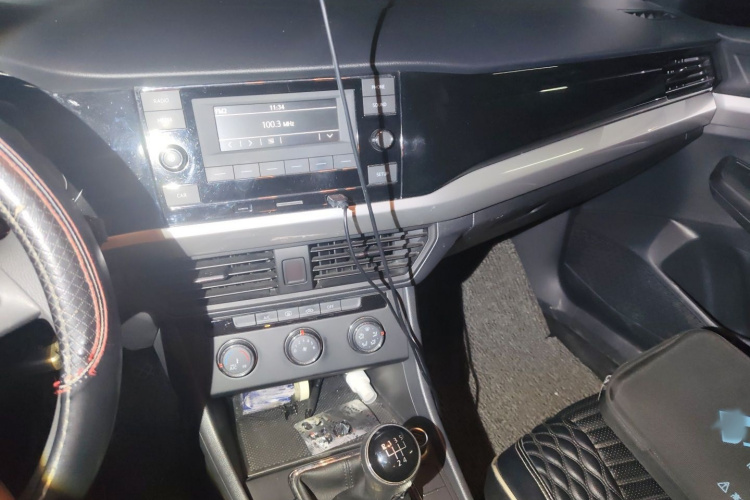Volkswagen Bora 2020 car image #17
