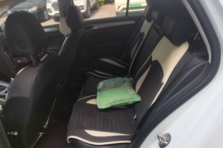Volkswagen Golf 2018 #19 Volkswagen Golf 2018 car image #19