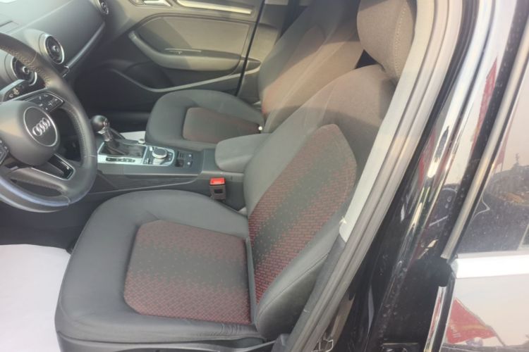 Audi A3 2018 car image #15