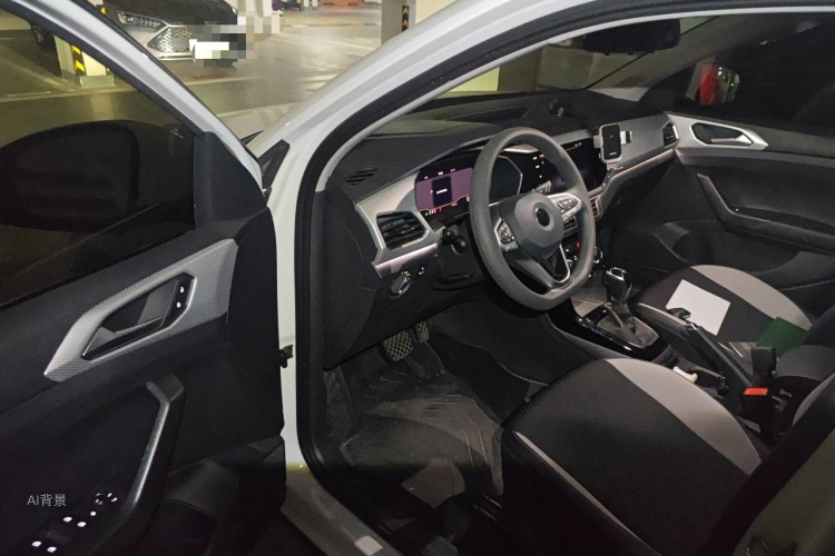 Volkswagen Tacqua 2021 immagine di auto #18
