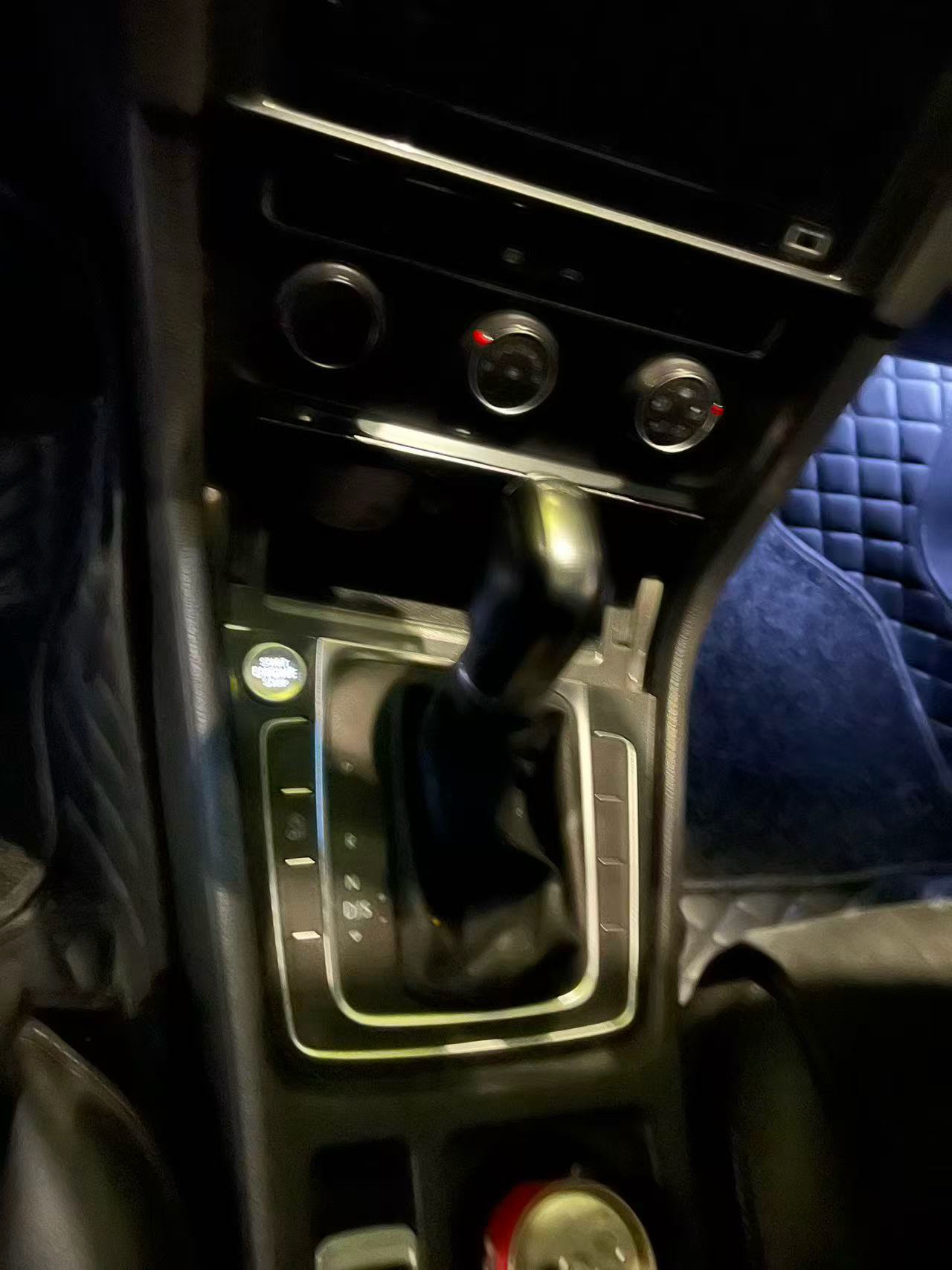 2020 imagen de coche #3