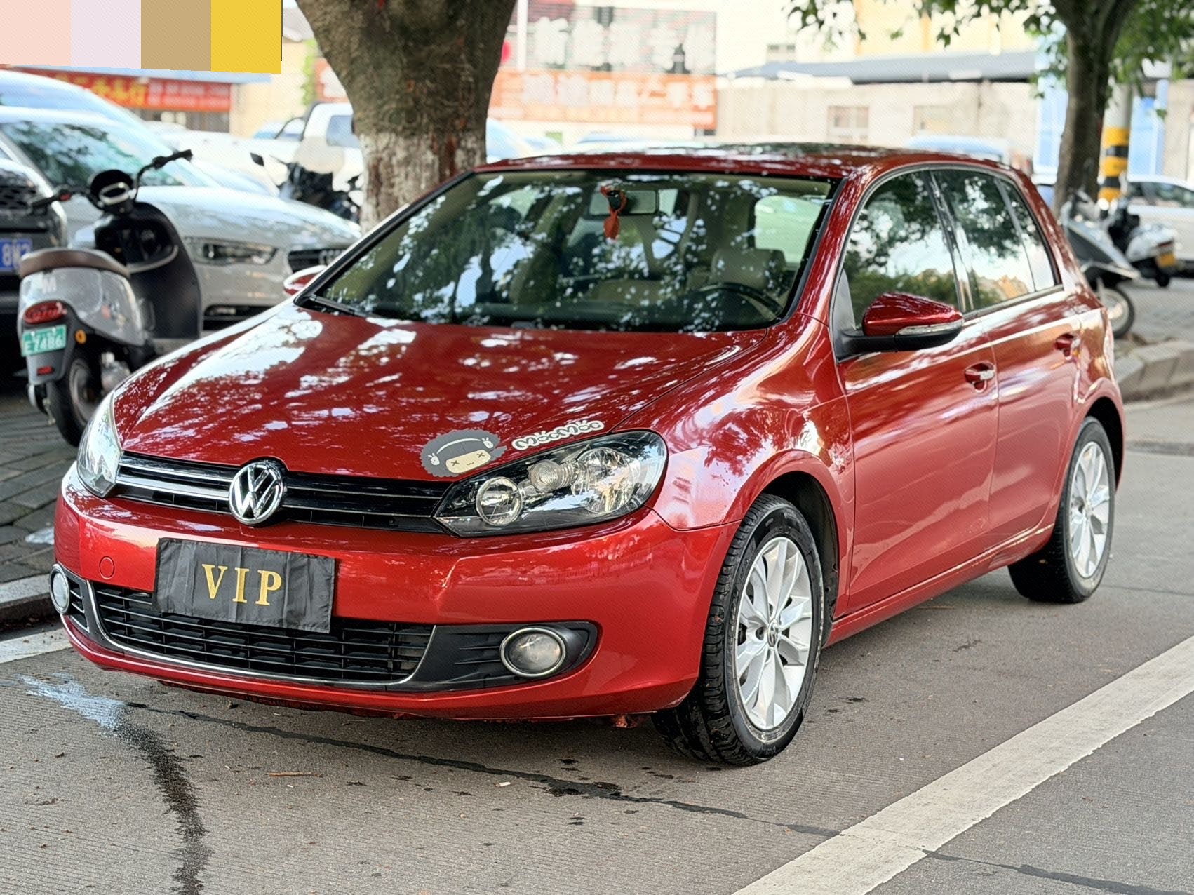 Volkswagen Golf 2011 car image 