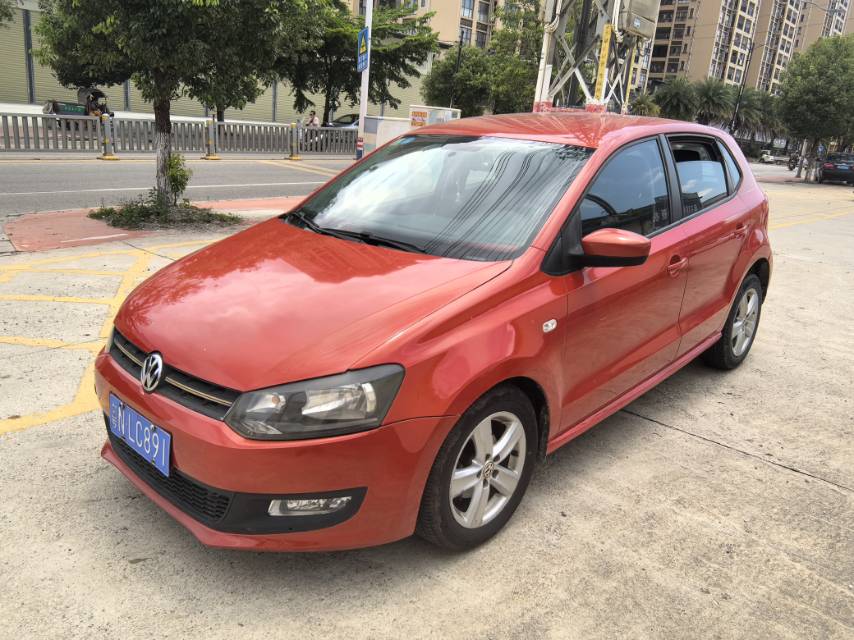 Volkswagen Polo 2012 Volkswagen Polo 2012 car image