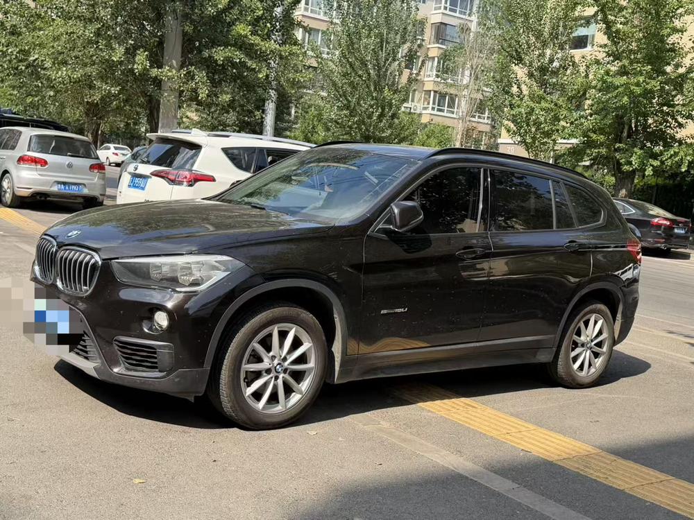 BMW X1 2017 BMW X1 2017 car image