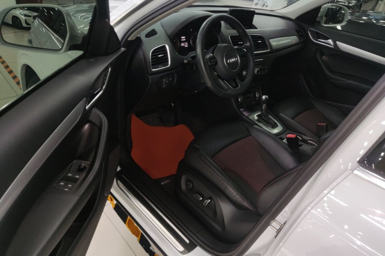 Audi Q3 2019 #16 Audi Q3 2019 car image #16