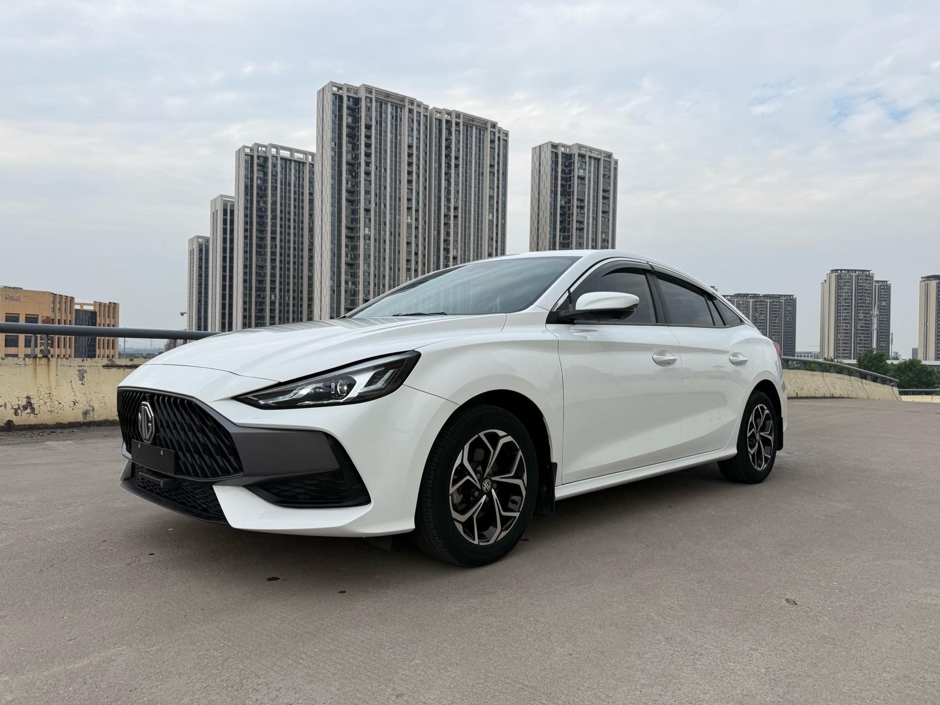 MG 5 2023 car image 