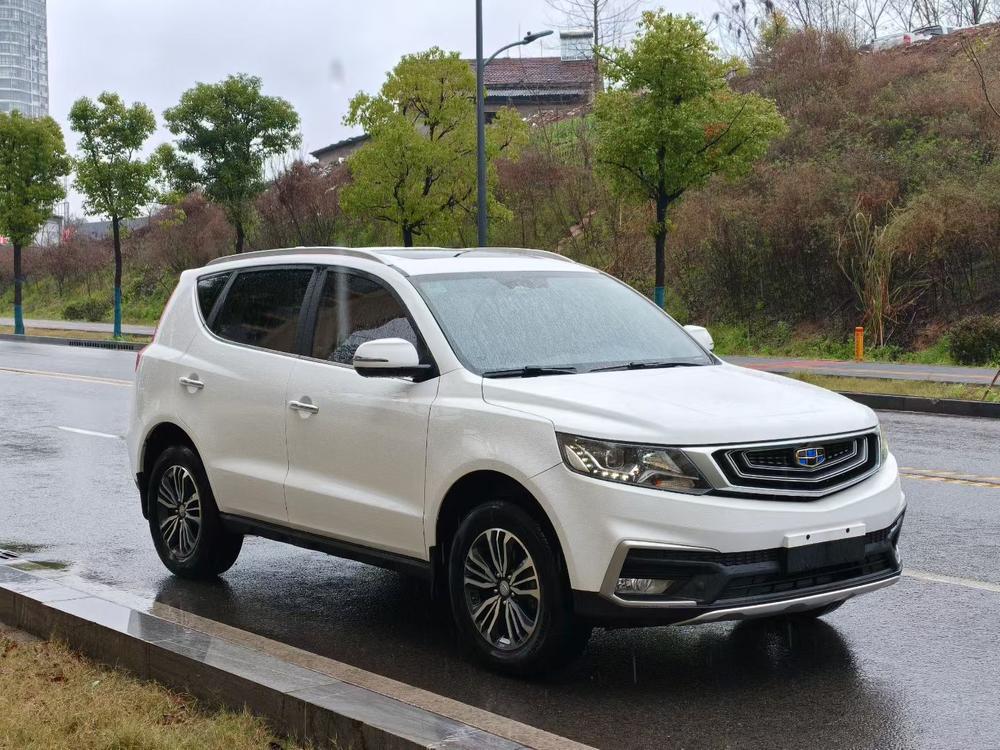 GEELY Vision X6 2019 car image #3