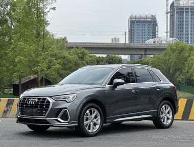 Audi Q3 2019 Audi Q3 2019 immagine di auto