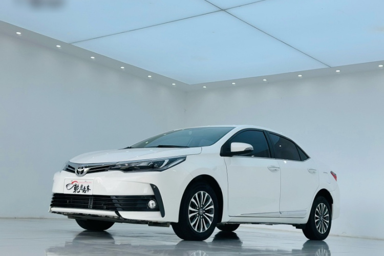 Toyota Corolla 2018 #2 Toyota Corolla 2018 car image #2