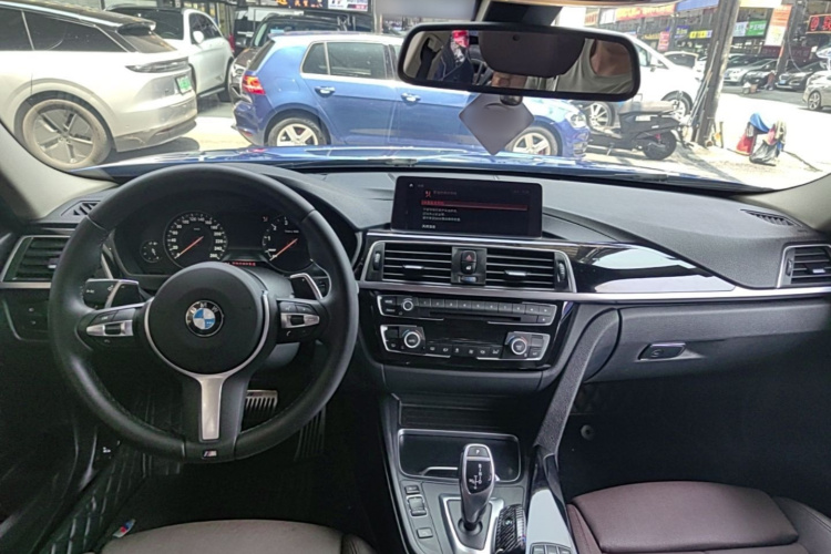 BMW 3 Series 2019 #18 BMW 3 Series 2019 car image #18