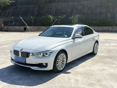 BMW 3 Series 2018 BMW 3 Series 2018 car image