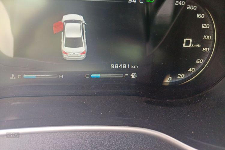 GEELY Emgrand 2019 car image #14