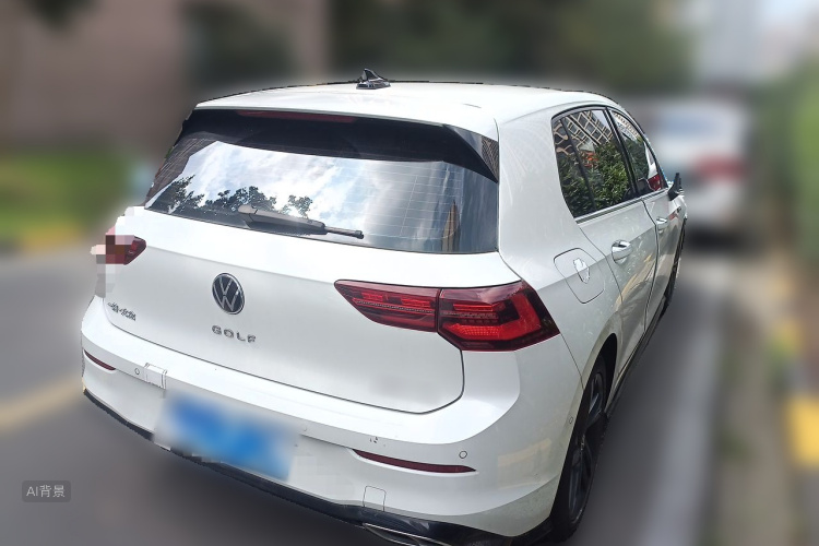 Volkswagen Golf 2022 car image #7