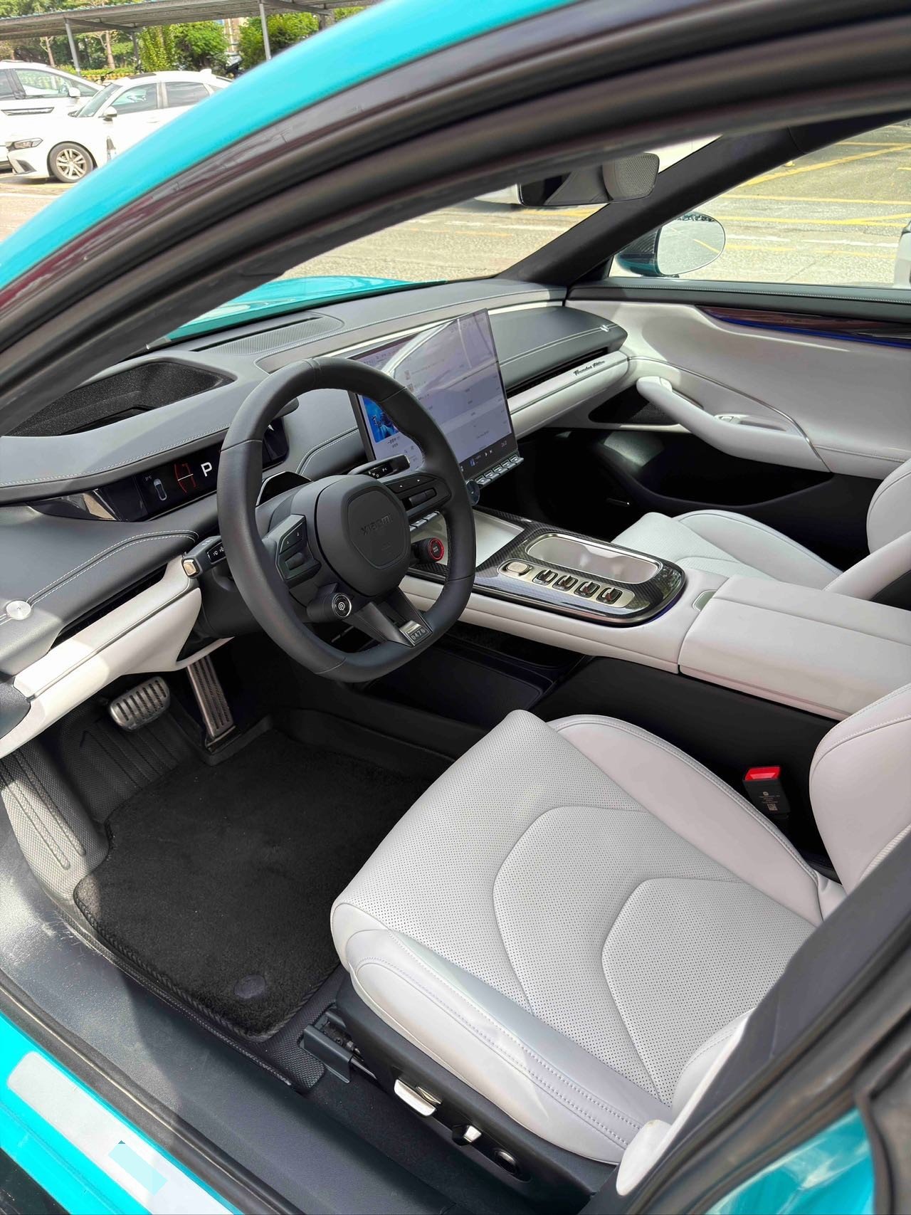 2024 car image #3