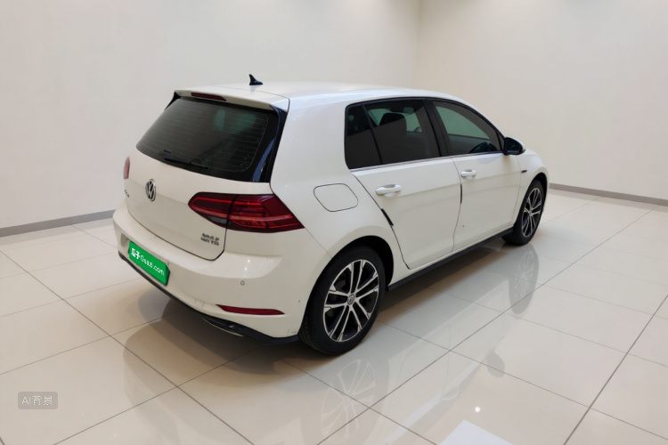 Volkswagen Golf 2019 car image #7