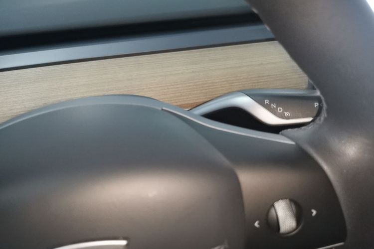 Tesla Model Y 2022 #14 Tesla Model Y 2022 car image #14