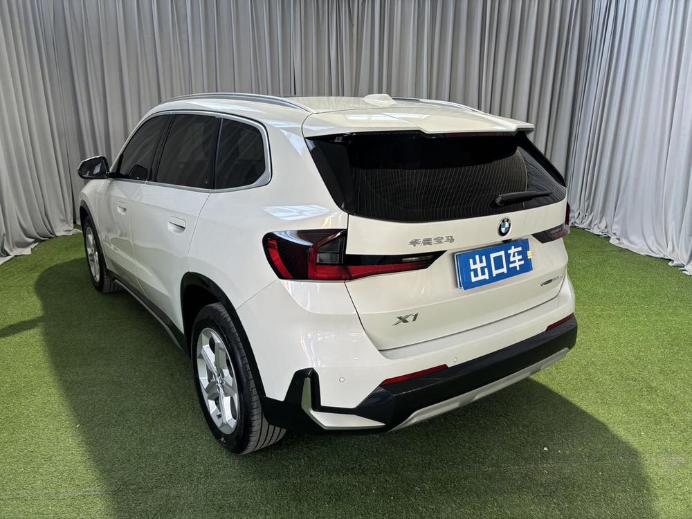 BMW X1 2023 #4 BMW X1 2023 car image #4