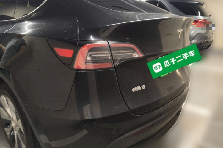 Tesla Model Y 2022 #5 Tesla Model Y 2022 car image #5