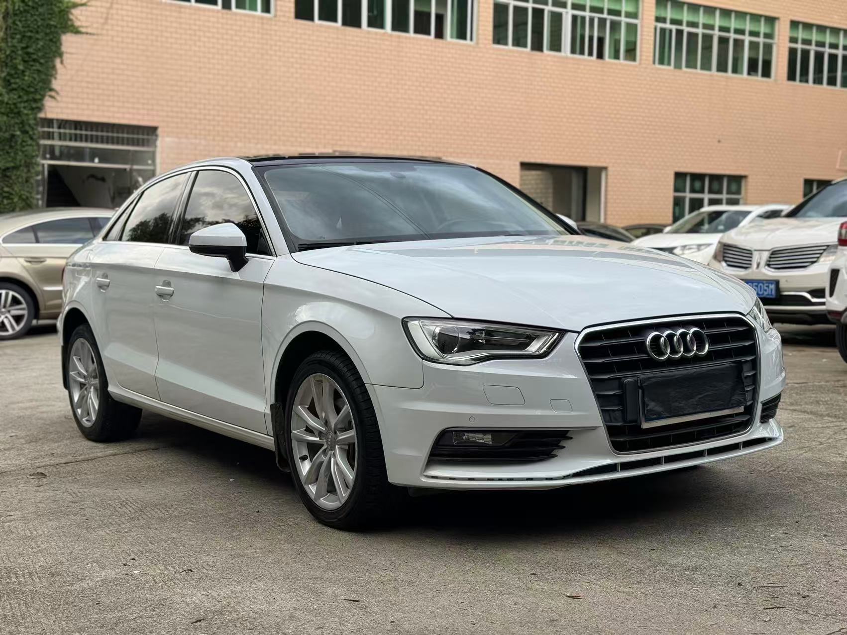 Audi A3 2016 car image #4