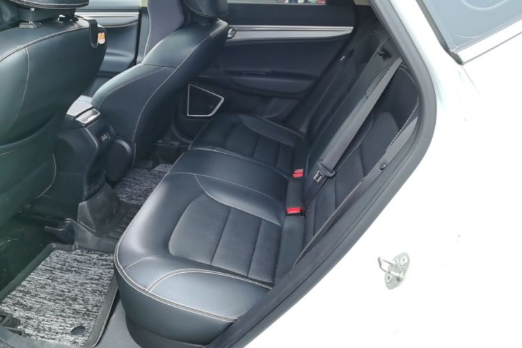 GEELY Emgrand GS 2020 #17 GEELY Emgrand GS 2020 car image #17