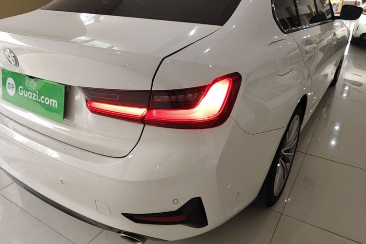 BMW 3 Series 2020 #8 BMW 3 Series 2020 car image #8