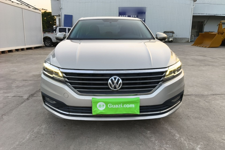 Volkswagen Lavida 2019 car image #3