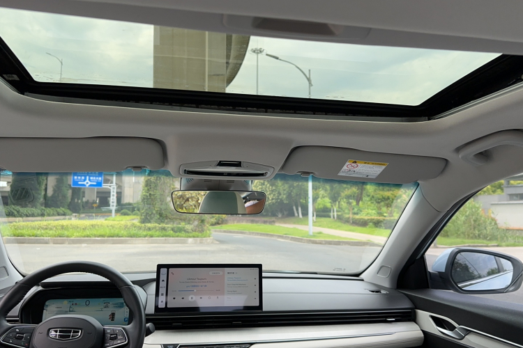 GEELY Emgrand L HiP 2022 car image #19