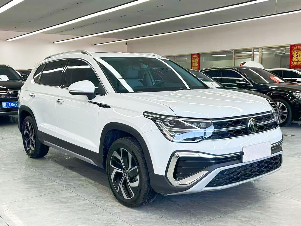 Volkswagen Tharu 2026 car image #3