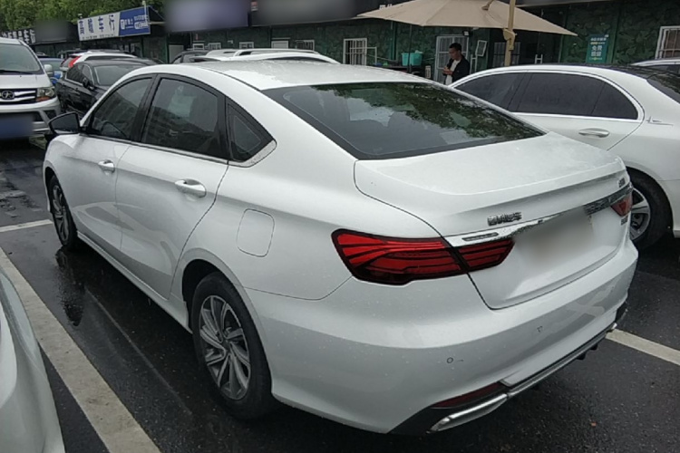 GEELY Binray 2019 car image #7